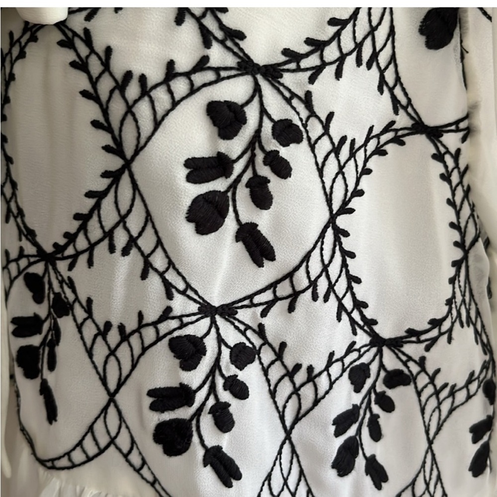 BY ANTHROPOLOGIE LONG-SLEEVE TIE-NECK EMBROIDERED
BLOUSE - Picture 9 of 11